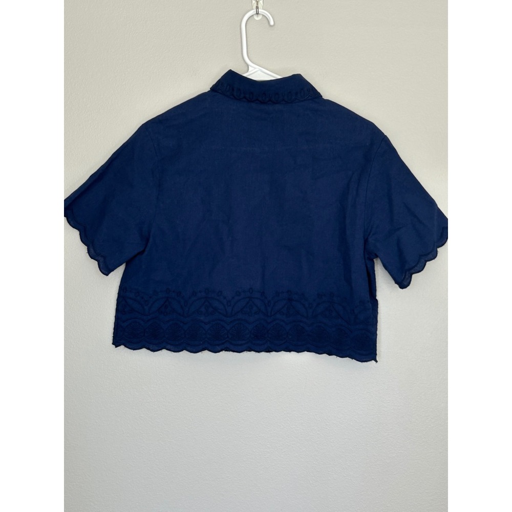 Roller Rabbit x Target Women oversized XS Navy Embroidered Scallop Cropped top - Picture 9 of 12